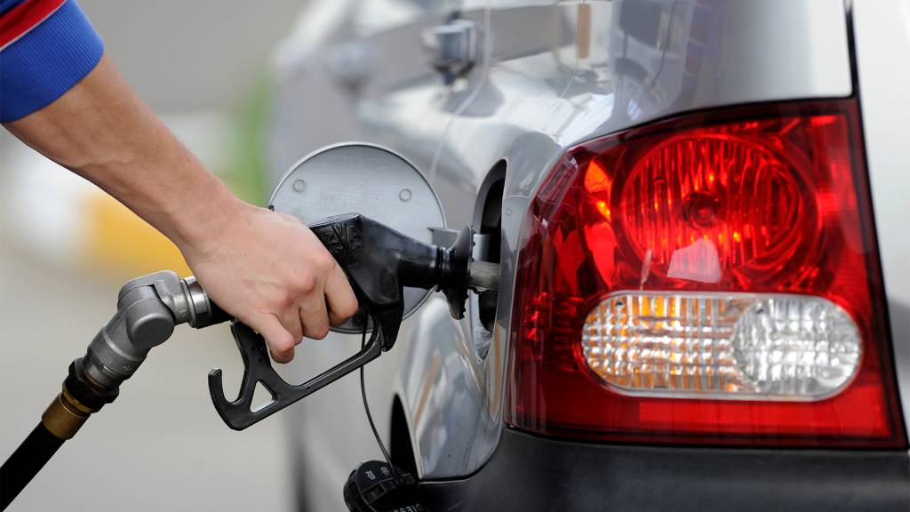 An economist’s dark secret: I support a fuel excise cut