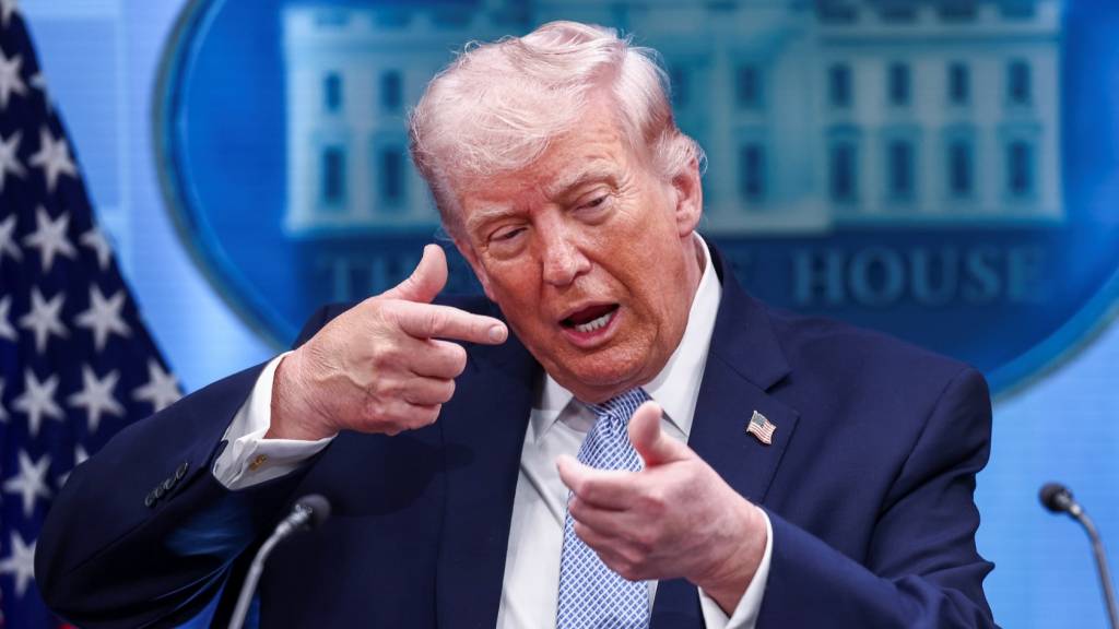 Trump caps weekend of rants with another shot at Australia, NATO