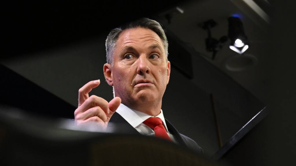 AUKUS is falling apart before our eyes. The government and alliance shills are silent