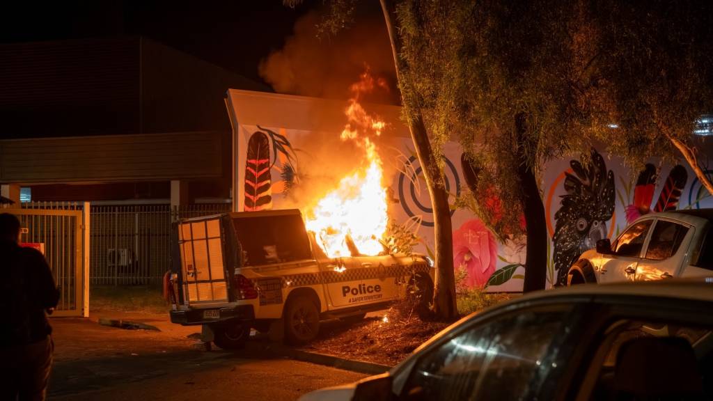 Riots in Alice Springs after alleged murder of five-year-old girl