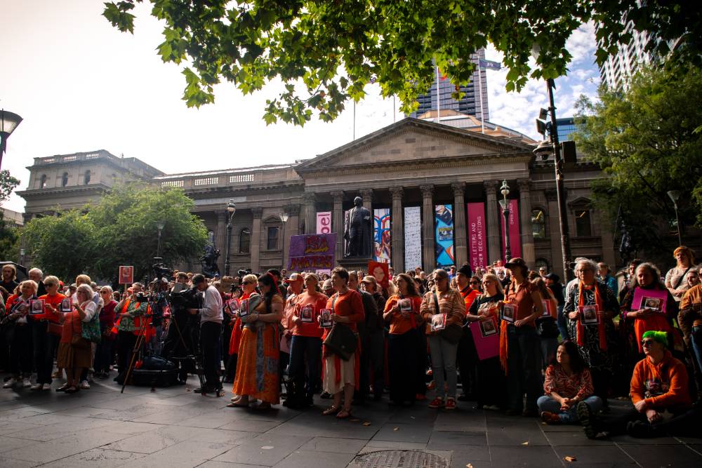 'They’ve been through hell': At the vigil for slain teenager Isla Bell