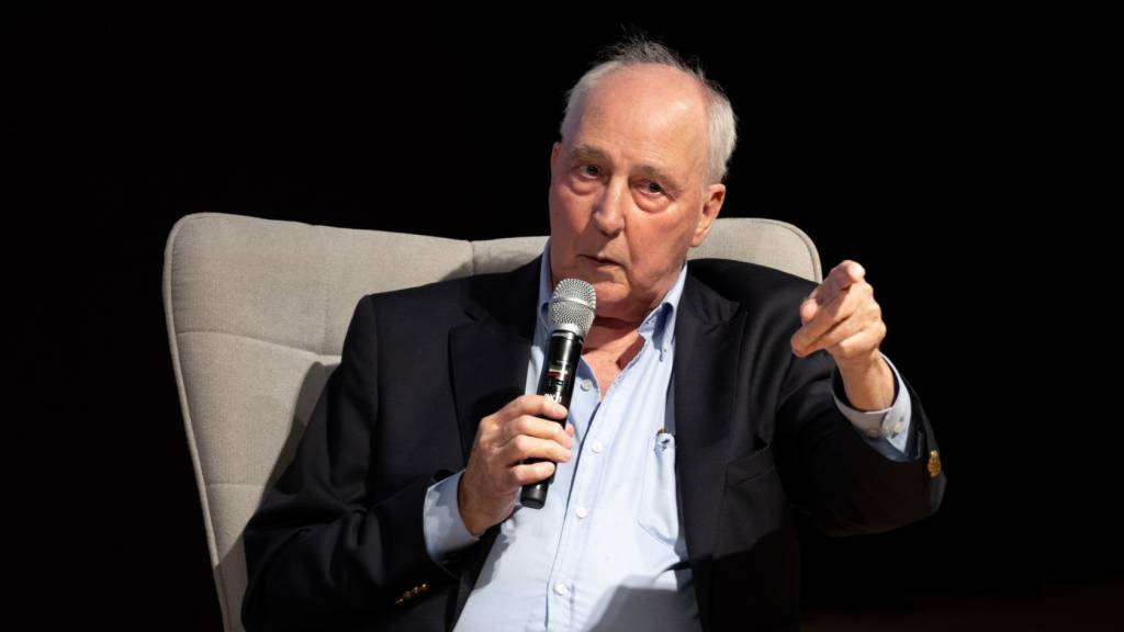 Paul Keating leaps to budget’s defence