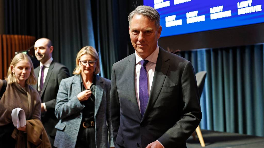 ‘What’s the plan B?’: Labor faces fresh AUKUS pressure