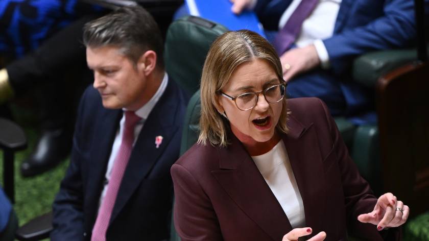 Victorian Labor on Knife Edge: Allan Faces Leadership Challenge Amid ACTU Resignations