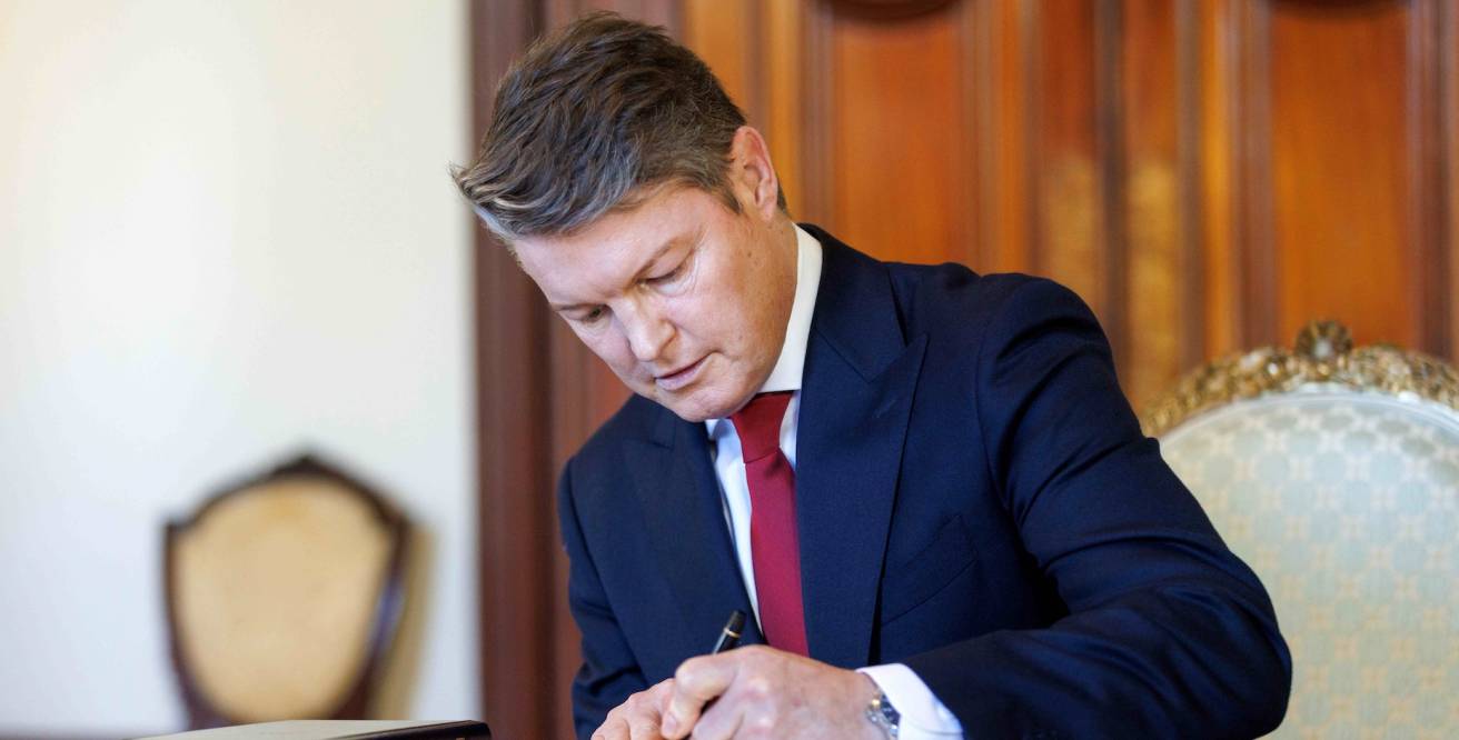 Ben Carroll attempts to revive chaotic Victorian Labor months out from election - Crikey
