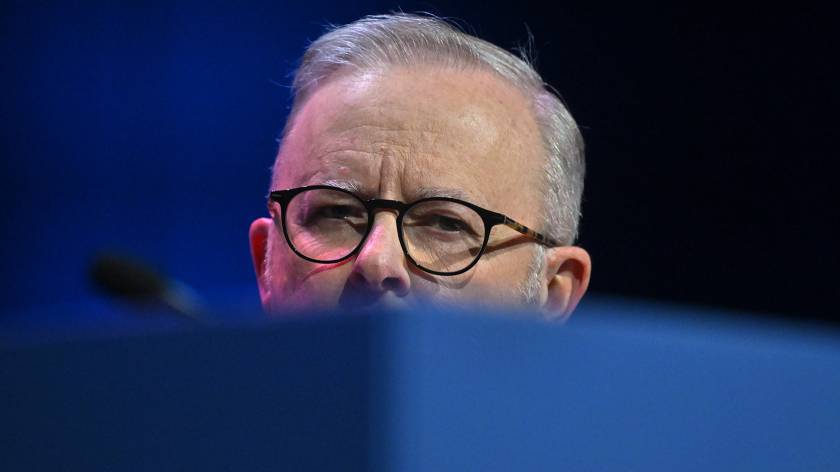 Albanese's 'Mystery Dinner' Sparks Transparency Row as Disclosure Looms
